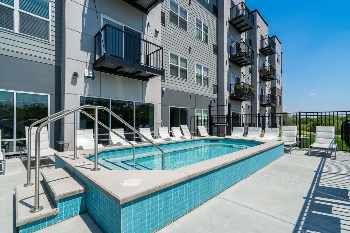 Luxury Apartments in St Paul, MN The Westlyn